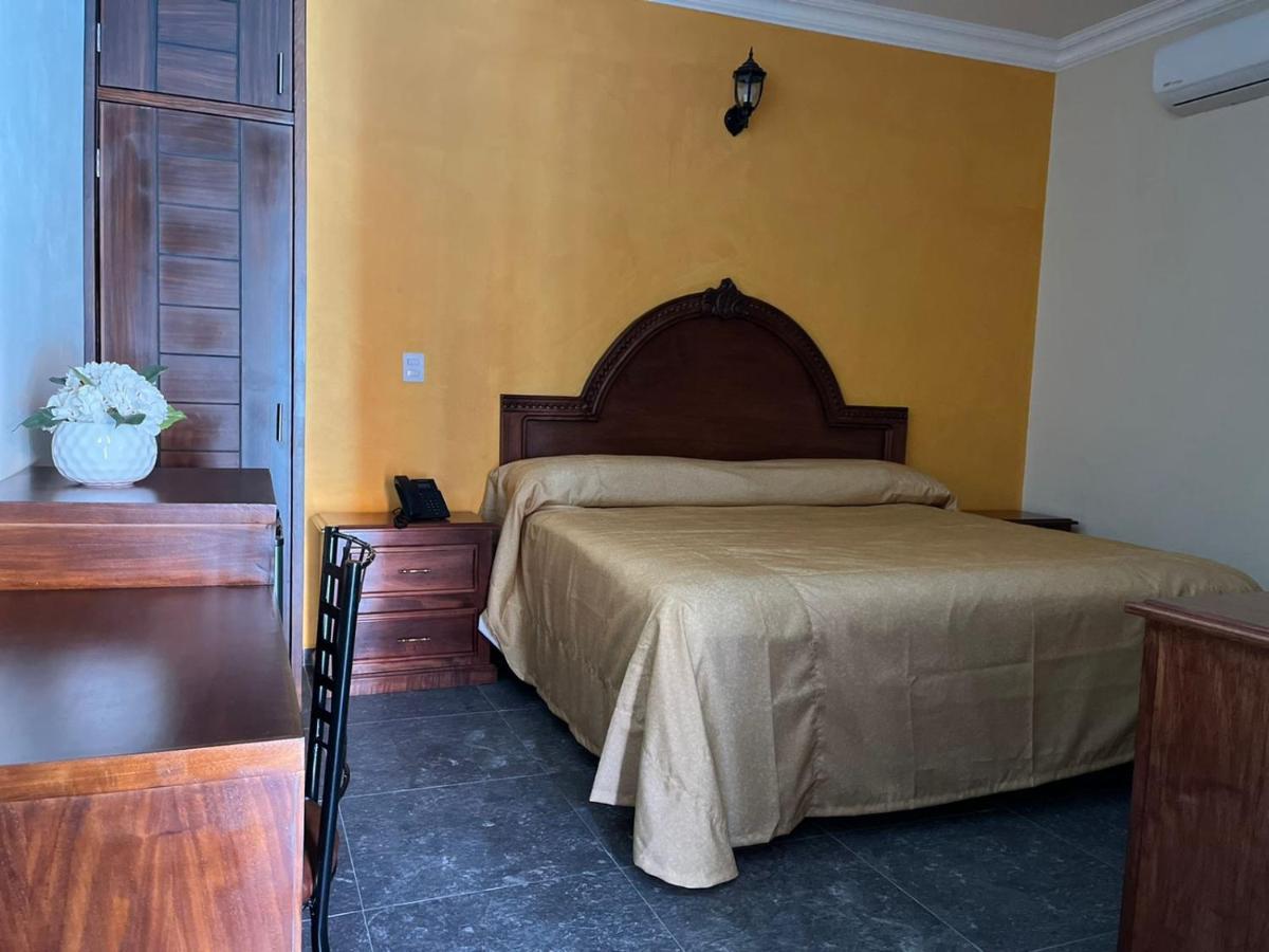 Hotel Delicias Tequila Exterior photo