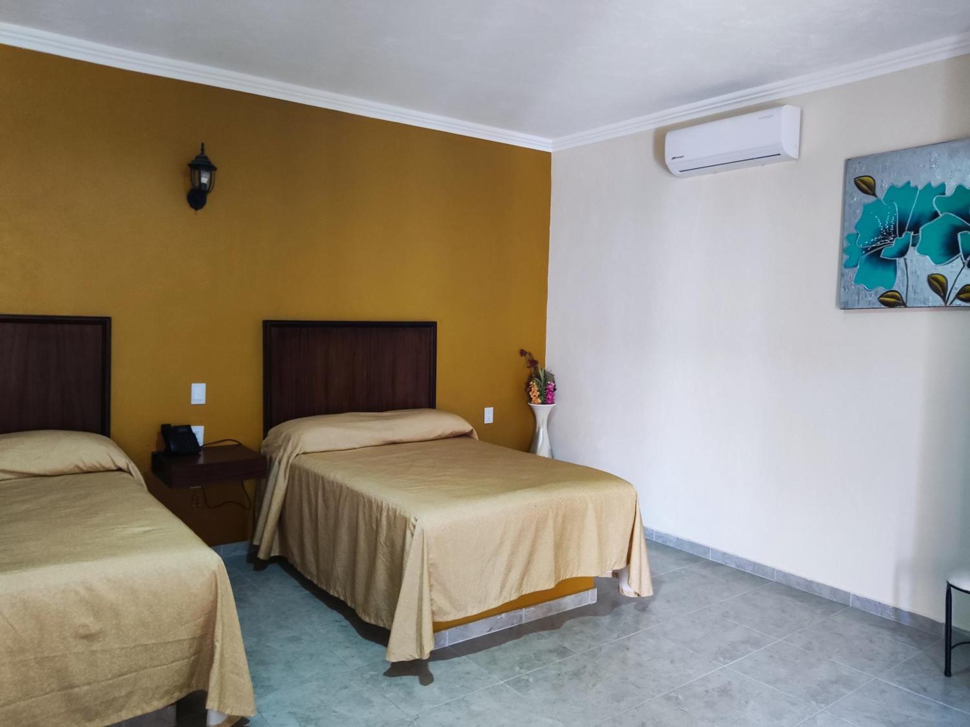 Hotel Delicias Tequila Exterior photo